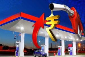 Petrol Price: ਪ੍ਰੀਮੀਅਮ ਪੈਟਰੋਲ ਦੀਆਂ ਕੀਮਤਾਂ ’ਚ ਹੋਇਆ ਵਾਧਾ, ਜਾਣੋ 
