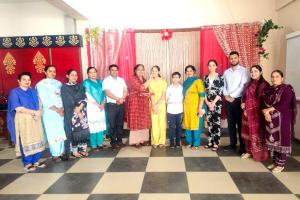 8th Class Result 2026: ਯੰਗ ਫ਼ਾਰਮਰਜ਼ ਪਬਲਿਕ ਹਾਈ ਸਕੂਲ ਦੀ ਹੋਣਹਾਰ ਵਿਦਿਆਰਥਣ ਡੌਲਸੀ ਗੁਪਤਾ ਨੇ 98 ਫੀਸਦੀ ਅੰਕ ਹਾਸਲ ਕੀਤੇ