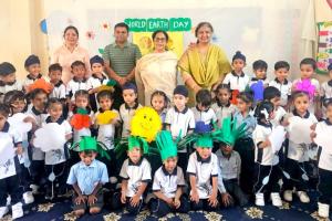 Earth Day: ਭਾਦਸੋਂ ਦੇ ਯੰਗ ਫਾਰਮਰਜ਼ ਪਬਲਿਕ ਹਾਈ ਸਕੂਲ 'ਚ ਬੱਚਿਆਂ ਨੇ ਇੰਝ ਮਨਾਇਆ 'ਧਰਤੀ ਦਿਵਸ', ਦੇਖੋ ਤਸਵੀਰਾਂ