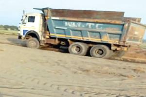 Illegal Mining: ਛਾਜਲੀ ’ਚ ਵੱਡੇ ਪੱਧਰ ’ਤੇ ਨਜਾਇਜ਼ ਮਾਈਨਿੰਗ ਦਾ ਧੰਦਾ ਜ਼ੋਰਾਂ ’ਤੇ