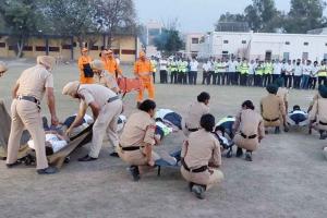 Kotkapura News: ਏਅਰ ਰੇਡ ਮੌਕ ਡਰਿਲ ਦਾ ਆਯੋਜਨ, ਲੋਕਾਂ ਨੂੰ ਐਮਰਜੈਂਸੀ ਹਾਲਾਤਾਂ ਬਾਰੇ ਕੀਤਾ ਜਾਗਰੂਕ