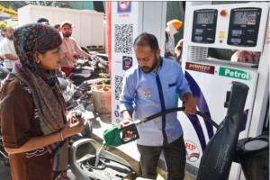 Petrol Diesel Price: ਪੈਟਰੋਲ-ਡੀਜ਼ਲ ਦੀਆਂ ਕੀਮਤਾਂ 'ਤੇ ਵੱਡੀ ਅਪਡੇਟ, ਜਾਣੋ