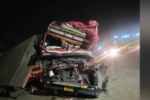 Road Accident: ਟਰੈਕਟਰ ਤੇ ਕੈਂਟਰ ਦੀ ਭਿਆਨਕ ਟੱਕਰ ’ਚ ਟਰੈਕਟਰ ਚਾਲਕ ਦੀ ਮੌਤ