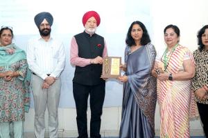 World Intellectual Property Day: ਦੇਸ਼ ਭਗਤ ਯੂਨੀਵਰਸਿਟੀ ’ਚ ਵਿਸ਼ਵ ਬੌਧਿਕ ਸੰਪਤੀ ਦਿਵਸ ਮੌਕੇ ਸੈਮੀਨਾਰ, ਖੇਡਾਂ ’ਚ ਨਵੀਨਤਾ ’ਤੇ ਜ਼ੋਰ
