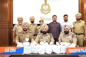 Crime News: ਫਿਰੋਜ਼ਪੁਰ ਪੁਲਿਸ ਵੱਲੋਂ ਮਾਂ ਤੇ ਨਾਬਾਲਗ ਪੁੱਤ ਸਮੇਤ 4 ਜਣੇ ਕਾਬੂ