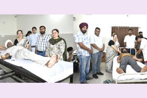 Badshahpur News: ਡੀ. ਏ. ਵੀ. ਸਕੂਲ ਬਾਦਸ਼ਾਹਪੁਰ ਦੇ ਸਥਾਪਨਾ ਦਿਵਸ ਮੌਕੇ ਲਗਾਇਆ ਖ਼ੂਨਦਾਨ ਕੈਂਪ