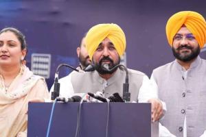 Punjab Sports: ਮੁੱਖ ਮੰਤਰੀ ਮਾਨ ਵੱਲੋਂ ਵਿਸ਼ਵ ਪੱਧਰੀ ਸਹੂਲਤਾਂ ਨਾਲ ਲੈਸ 250 ਪੇਂਡੂ ਖੇਡ ਮੈਦਾਨਾਂ ਦਾ ਉਦਘਾਟਨ; ਕਿਹਾ, ਪੰਜਾਬ ਦੇ ਪਿੰਡਾਂ ਤੋਂ ਅੰਤਰਰਾਸ਼ਟਰੀ ਪੱਧਰ ਦੇ ਖਿਡਾਰੀ ਹੋਣਗੇ ਪੈਦਾ