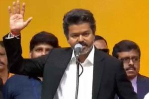 Tamilnadu New CM: ਅਦਾਕਾਰ ਵਿਜੇ ਤਾਮਿਲਨਾਡੂ ਦੇ 9ਵੇਂ ਮੁੱਖ ਮੰਤਰੀ ਬਣੇ, ਰਾਹੁਲ ਗਾਂਧੀ ਵੀ ਮੌਜ਼ੂਦ