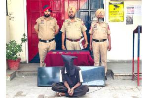 Theft Case: ਦੁਕਾਨ ਦੀ ਛੱਤ ਤੋੜ ਚੋਰੀ ਕਰਨ ਵਾਲਾ ਚੋਰ ਕੁਝ ਘੰਟਿਆਂ ’ਚ ਕਾਬੂ
