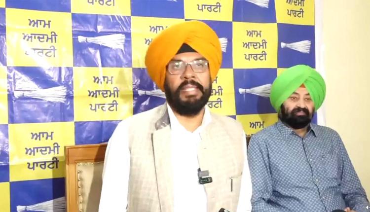 Punjab News: ਸ਼ਹੀਦਾਂ ਦੀ ਧਰਤੀ ਸੰਗਰੂਰ ਨੂੰ 'ਸਿਉਂਕ' ਕਹਿਣਾ ਬਾਜਵਾ ਦੀ ਘਟੀਆ ਮਾਨਸਿਕਤਾ ਦੀ ਉਪਜ : ਕੁਲਦੀਪ ਧਾਲੀਵਾਲ