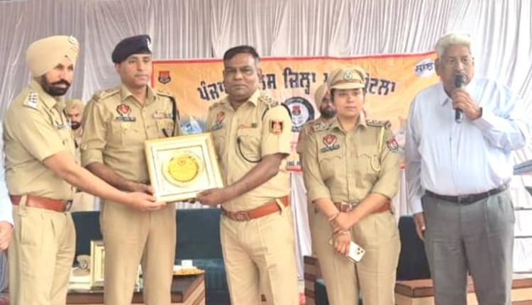 Malerkotla News: ਸ੍ਰੀ ਗੁਰੂ ਤੇਗ਼ ਬਹਾਦਰ ਜੀ ਦੇ ਪ੍ਰਕਾਸ਼ ਦਿਹਾੜੇ ਨੂੰ ਸਮਰਪਿਤ ਸਥਾਨਕ ਸਬ ਜੇਲ੍ਹ ਵਿਖੇ ਸਮਾਜਿਕ ਬੁਰਾਈਆਂ ਵਿਰੁੱਧ ਸੈਮੀਨਾਰ ਕਰਵਾਇਆ