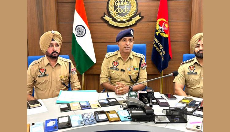 Recovered Mobile Phones: ਤੁਹਾਡਾ ਫ਼ੋਨ ਵੀ ਤਾਂ ਨਹੀਂ ਸੀ ਗੁੰਮ? ਮਾਲੇਰਕੋਟਲਾ ਪੁਲਿਸ ਨੇ ਟ੍ਰੇਸ ਕੀਤੇ 67 ਮੋਬਾਈਲ ਫੋਨ