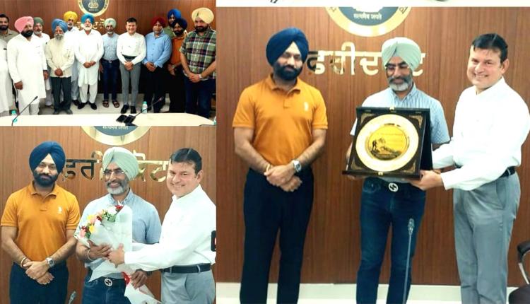 Mount Everest News: ਫਰੀਦਕੋਟ ਦੇ ਪ੍ਰਵਾਸੀ ਪੰਜਾਬੀ ਅਜੈਪਾਲ ਧਾਲੀਵਾਲ ਨੇ ਮਾਊਂਟ ਐਵਰੇਸਟ ਫਤਿਹ ਕਰਕੇ ਪੰਜਾਬ ਦਾ ਨਾਂਅ ਕੀਤਾ ਰੌਸ਼ਨ : ਰਾਹੁਲ ਚਾਬਾ 