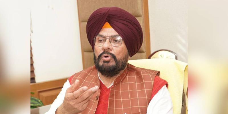 Diesel Price: ਮੋਦੀ ਸਰਕਾਰ ਦਾ ਰਾਤੋ-ਰਾਤ ਡੀਜ਼ਲ-ਪੈਟਰੋਲ ਦੀਆਂ ਕੀਮਤਾਂ ਵਧਾਉਣ ਦਾ ਫੈਸਲਾ ਪੰਜਾਬ ਅਤੇ ਕਿਸਾਨ-ਵਿਰੋਧੀ ਕਦਮ: ਕੁਲਦੀਪ ਸਿੰਘ ਧਾਲੀਵਾਲ