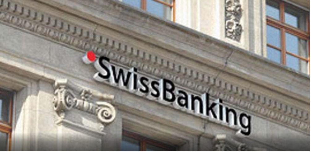 Amount, Indians, Swiss banks,Less