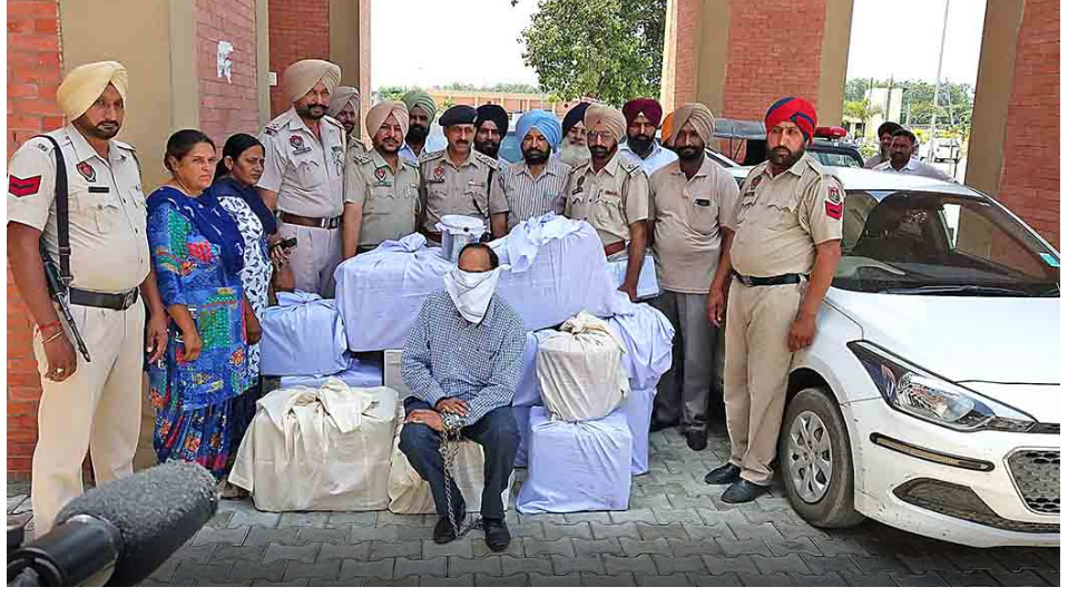 Police, Punjab, Arrested, Intoxicant Drug