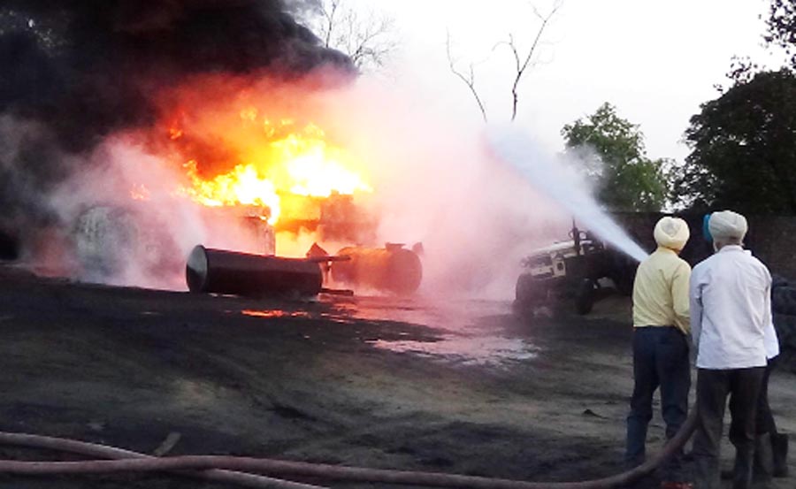 Tire, Factory, Fire