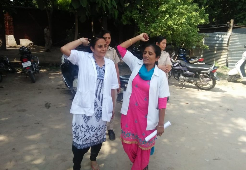 Only Two Nurses, Dharna, Reached, Gates, Moti Mahal, Chor Road