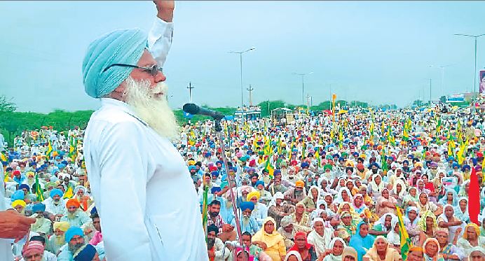 Manjit Suicides Case, Bathinda Police, Slapped After, Farmers Shock