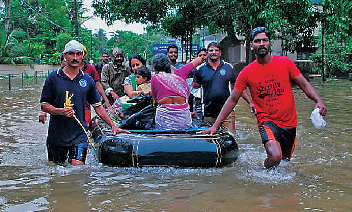 Flood, Victims, Suffer, Political, Heat