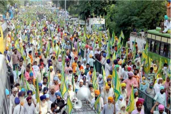 Farmers' march towards Raj Bhawan Sachkahoon