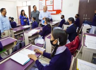 Smart-Classroom-in-Delhi-696x421