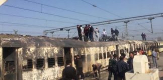 Delhi-Train-Fire-696x346
