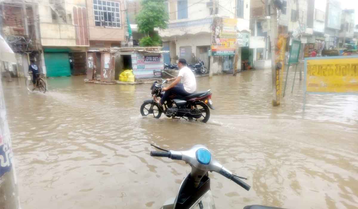 Rain in Malout