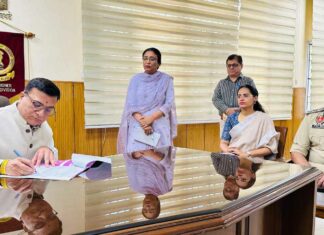 Senior IAS Officer
