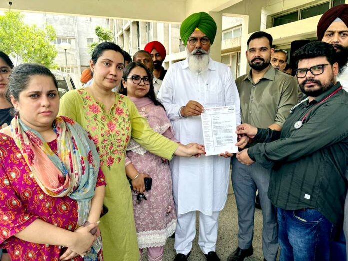 Faridkot-Medical-Staff-Protest Faridkot Medical Staff Protest