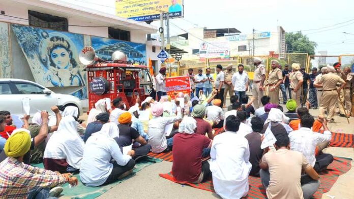 TET Teachers Protest