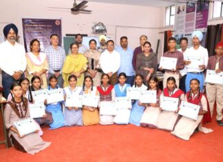 Education Department Punjab: ਸਿੱਖਿਆ ਵਿਭਾਗ ਵੱਲੋਂ ਕਰਵਾਇਆ ਜ਼ਿਲ੍ਹਾ ਪੱਧਰੀ ਸਾਇੰਸ ਸੈਮੀਨਾਰ ਗਿਆਨ ਵਰਧਕ ਹੋ ਨਿਬੜਿਆ Education-Department-Punjab