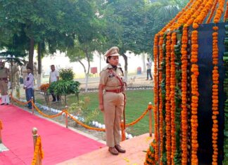 Faridkot News: ਸ਼ਹੀਦਾਂ ਦੀਆਂ ਅਮਰ ਕੁਰਬਾਨੀਆਂ ਸਦਕਾ ਹੀ ਅਸੀਂ ਅਮਨ ’ਤੇ ਸੁਰੱਖਿਆ ਵਾਲਾ ਜੀਵਨ ਜੀਅ ਰਹੇ ਹਾਂ : ਡੀ.ਆਈ.ਜੀ Faridkot News