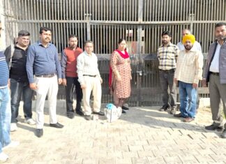 Abohar News: ਨਗਰ ਨਿਗਮ ਵੱਲੋਂ ਕਰਜ਼ਦਾਰਾਂ ਵਿਰੁੱਧ ਵੱਡੀ ਕਾਰਵਾਈ, ਬੰਦ ਗਰਲਜ਼ ਹੋਸਟਲ ਕੀਤਾ ਸੀਲ Abohar News