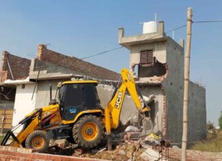 Khanna News: ਖੰਨਾ ’ਚ ਨਸ਼ਾ ਤਸਕਰਾਂ ਦੇ ਘਰਾਂ ’ਤੇ ਚੱਲਿਆ ਪੀਲਾ ਪੰਜਾ Khanna News