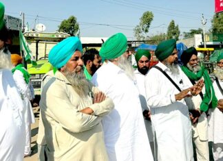 Farmers Punjab News: ਬੀਕੇਯੂ ਏਕਤਾ ਸਿੱਧੂਪੁਰ ਵੱਲੋਂ ਹੜ੍ਹ ਪੀੜਤ ਕਿਸਾਨਾਂ ਦੀ ਮੱਦਦ ਲਈ ਟਰੈਕਟਰਾਂ ਦਾ ਕਾਫਲਾ ਰਵਾਨਾ Farmers Punjab News