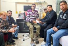 Welfare: ਕਿਡਨੀ ਦੀ ਬਿਮਾਰੀ ਤੋਂ ਪੀੜਤ ਵਿਅਕਤੀ ਦੇ ਇਲਾਜ ਲਈ ਨਗਦ ਰਾਸ਼ੀ ਦੇ ਕੀਤੀ ਮੱਦਦ Welfare