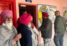Punjab Votion: ਧੁੰਦ ਕਾਰਨ ਠੰਢੀ ਰਫਤਾਰ ਨਾਲ ਸ਼ੁਰੂ ਹੋਈਆਂ ਵੋਟਾਂ Punjab Votion