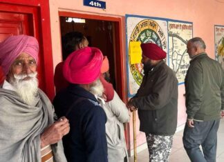 Punjab Votion: ਧੁੰਦ ਕਾਰਨ ਠੰਢੀ ਰਫਤਾਰ ਨਾਲ ਸ਼ੁਰੂ ਹੋਈਆਂ ਵੋਟਾਂ Punjab Votion