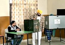 CM Bhagwant Mann: ਮੁੱਖ ਮੰਤਰੀ ਭਗਵੰਤ ਸਿੰਘ ਮਾਨ ਨੇ ਪਤਨੀ ਸਮੇਤ ਮੰਗਵਾਲ ’ਚ ਪਾਈ ਵੋਟ CM Bhagwant Mann