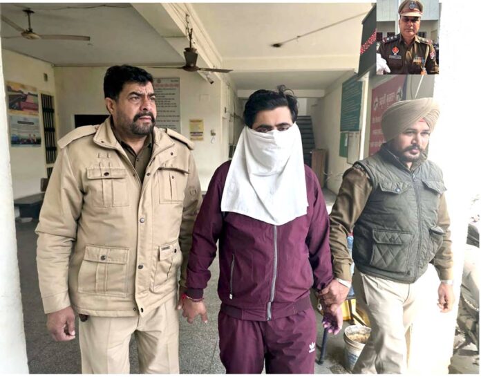 Counterfeit CurrencyCounterfeit Currency