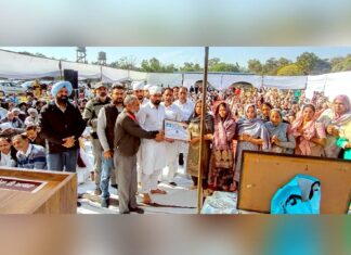 Tribute Ceremony: ਸੱਚਖੰਡਵਾਸੀ ਤੇ ਅੱਖਾਂਦਾਨੀ ਅਮਰ ਲਾਲ ਇੰਸਾਂ ਨਮਿੱਤ ਹੋਈ ਬਲਾਕ ਪੱਧਰੀ ਨਾਮਚਰਚਾ Tribute Ceremony