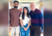 Bollywood News: ਰੋਹਿਤ ਸ਼ਰਮਾ ਨੂੰ ਮਿਲ ਕੇ ਗਦਗਦ ਹੋਏ ਅਨੁਪਮ ਖੇਰ, ਦੱਸਿਆ ‘ਅਸਲੀ ਹੀਰੋ’ Bollywood News