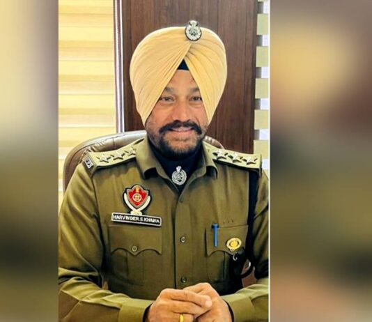 Drug Peddlers Arrested: ਪੁਲਿਸ ਵੱਲੋਂ ਨਸ਼ੇ ਦੇ ਸਮੱਗਲਰ ਨਸ਼ੇ ਸਮੇਤ ਗ੍ਰਿਫ਼ਤਾਰ Drug Peddlers Arrested