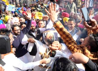 Punjab News: ‘ਦਲਿਤ ਵਿਰੋਧੀ ਕਾਂਗਰਸ’ ਖਿਲਾਫ ‘ਆਪ’ ਨੇ ਪੰਜਾਬ ਭਰ ’ਚ ਕੀਤੇ ਵਿਰੋਧ ਪ੍ਰਦਰਸ਼ਨ AAP Protest Punjab