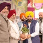 Punjab Government: ਭਗਵੰਤ ਮਾਨ ਸਰਕਾਰ ਦੀ ਅਗਵਾਈ ਹੇਠ ‘ਏਆਈ ਕ੍ਰਾਂਤੀ’ ਕਿਸਾਨਾਂ ਦੀ ਆਮਦਨ ‘ਚ ਵਾਧਾ ਕਰਕੇ ਪੰਜਾਬ ਦੇ ਭਵਿੱਖ ਨੂੰ ਸੁਰੱਖਿਅਤ ਕਰੇਗੀ Punjab Government