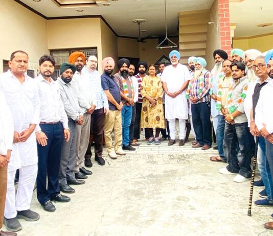 Punjab Politics: ਅਕਾਲੀ ਦਲ ਦਾ ਪੱਲਾ ਛੱਡ ਕਈ ਪਰਿਵਾਰ ਕਾਂਗਰਸ ‘ਚ ਸ਼ਾਮਲ Punjab Politics